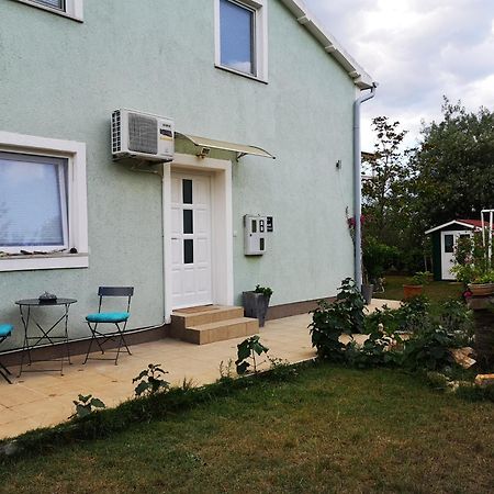 Chillout Apartments With Pool Patricia Fažana Стая снимка